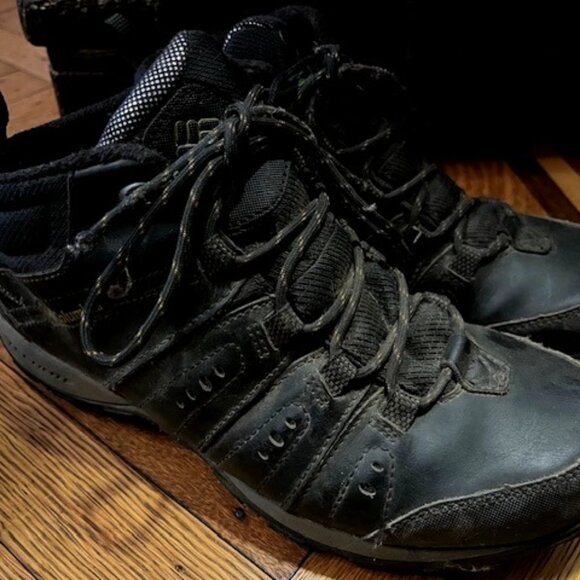 Mens Black Leather Ankle Columbia Waterproof Boots size 7 - Picture 1 of 5